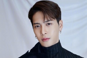 今日教程“微乐甘肃麻将万能开挂器”挂辅助教程